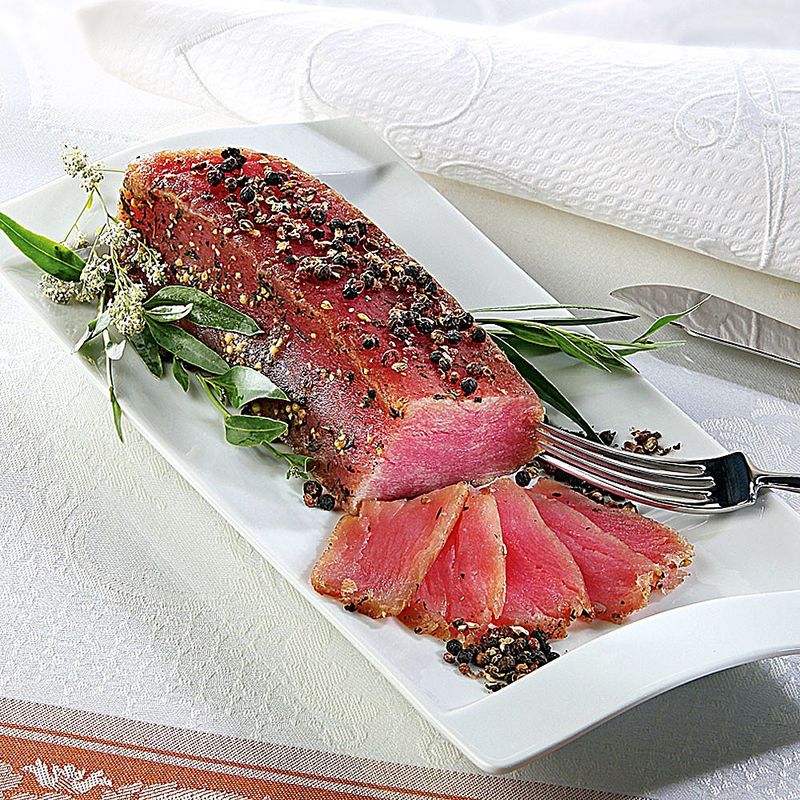 Bestes Carpaccio vom kaltger�ucherten Thunfisch
