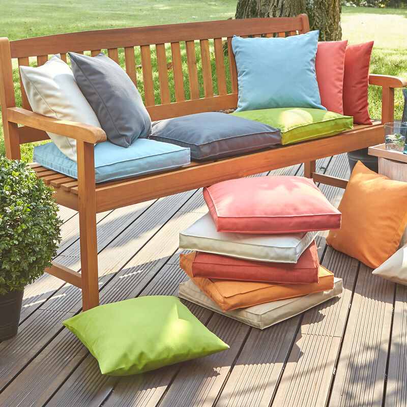 Outdoor-Kissenh�lle: lichtecht und fleckenabweisend in sommerlichen Farben