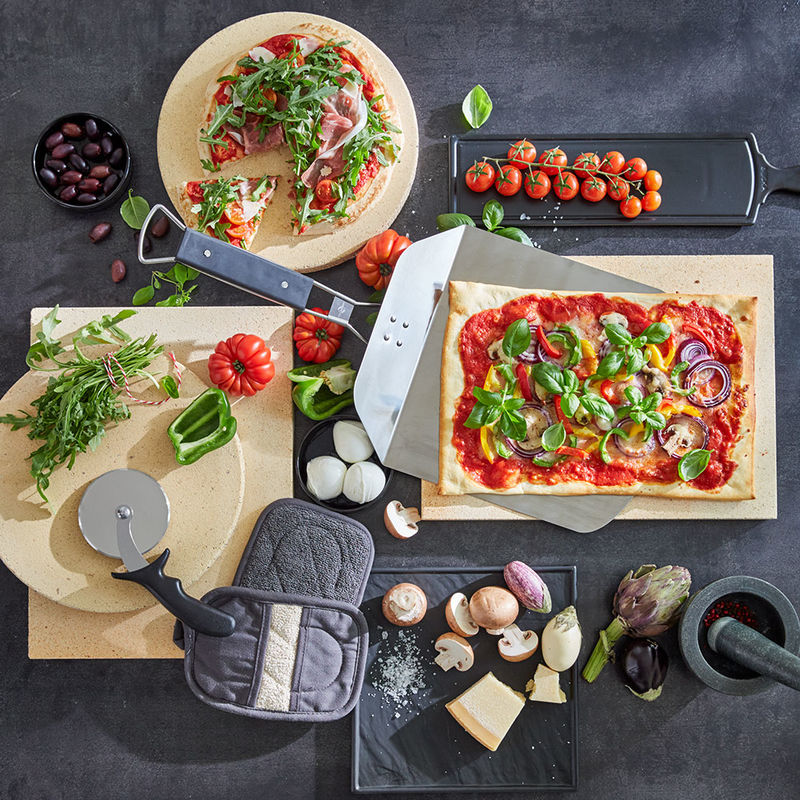 Pizzastein: Noch knuspriger Pizza und Brote backen Bild 3