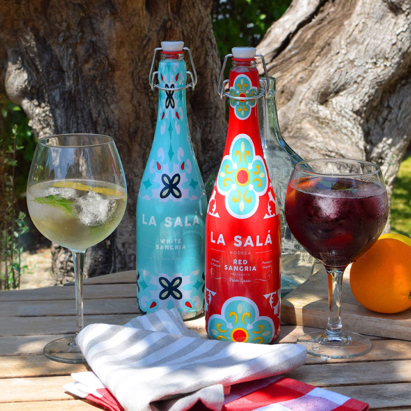 Erfrischend, spritzig, fruchtig: Original spanische Wei�wein-Sangria Bild 2