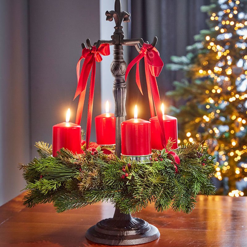 Dekorativer Adventskranzst�nder aus Gusseisen Bild 2