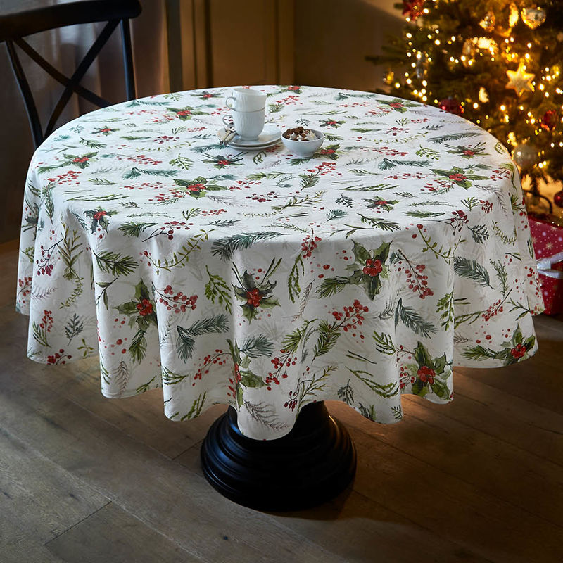 Weihnachtliche Matelass� Tischdecke mit raffinierten Effekten Bild 2