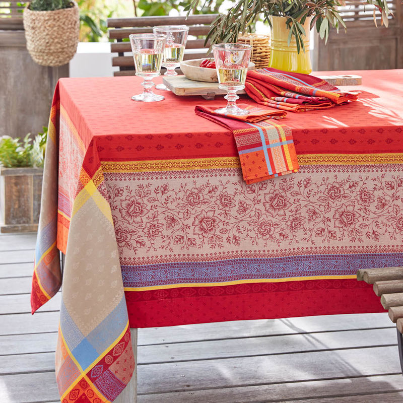 Strahlende Jacquard-Tischdecke voller Poesie