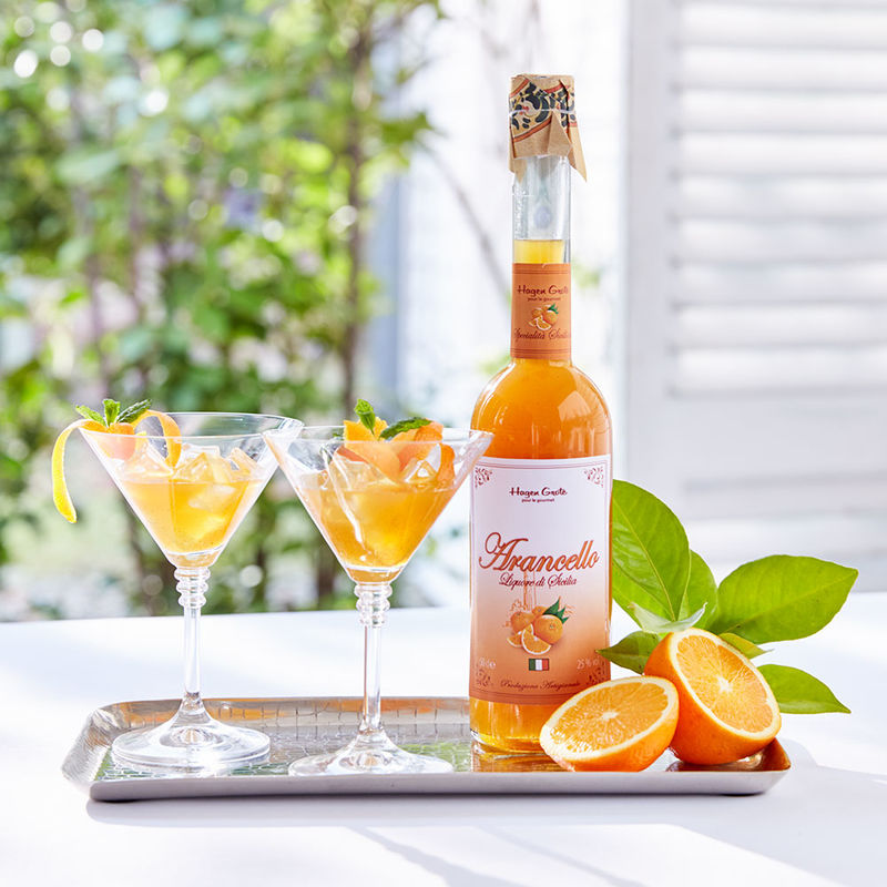 Sizilianischer Orangenlik�r, pur oder in Cocktails ein Genuss