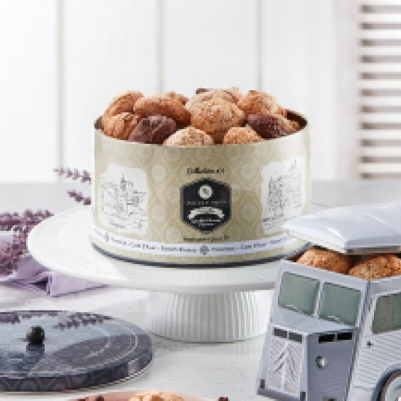 Kleine zarte Schmuckst�cke: Original provenzalische Makronen in Schmuckdose