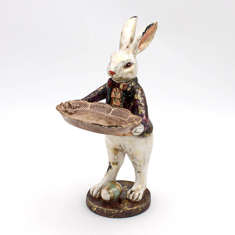 Nostalgische Hasenfigur offeriert kleine Kostbarkeiten Bild 2