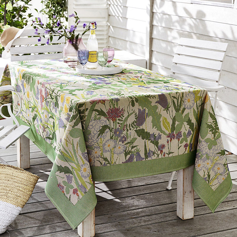 Schwedische Sommerbl�ten-Tischdecke