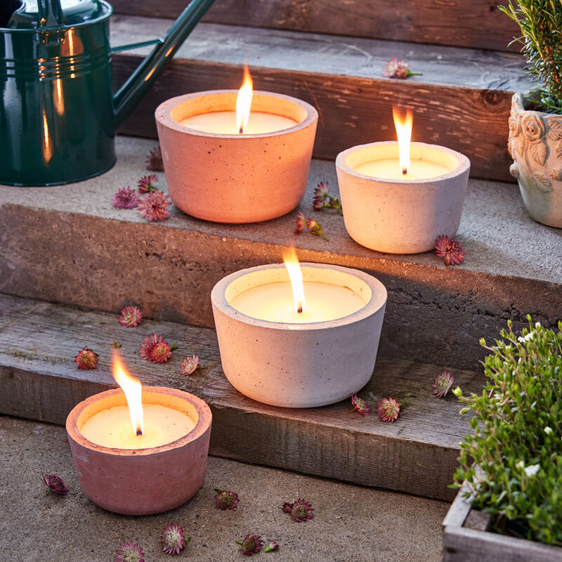 Nachhaltige Citronella-Duftkerze vertreibt M�cken