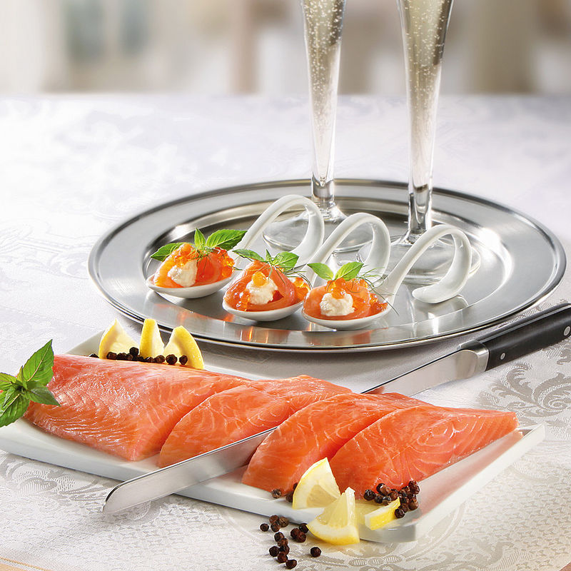 Gilt als weltbeste Lachsveredelung: Baaikal-R�ucherlachsfilet nach traditionellem Rezept