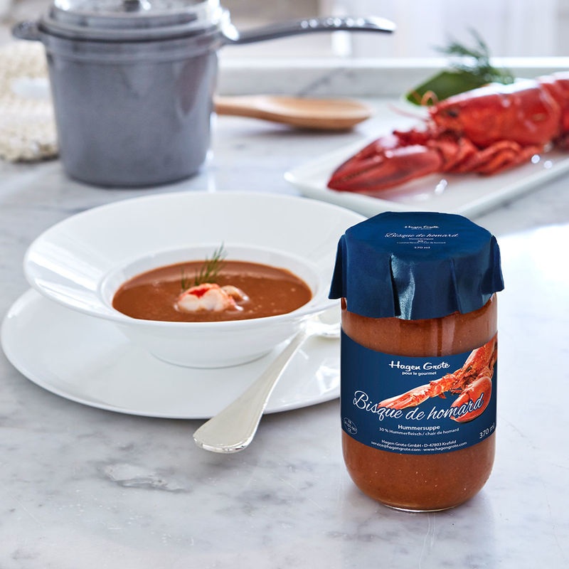 Bisque de Homard: Feinste Hummersuppe mit 30 % p�riertem Hummerfleisch