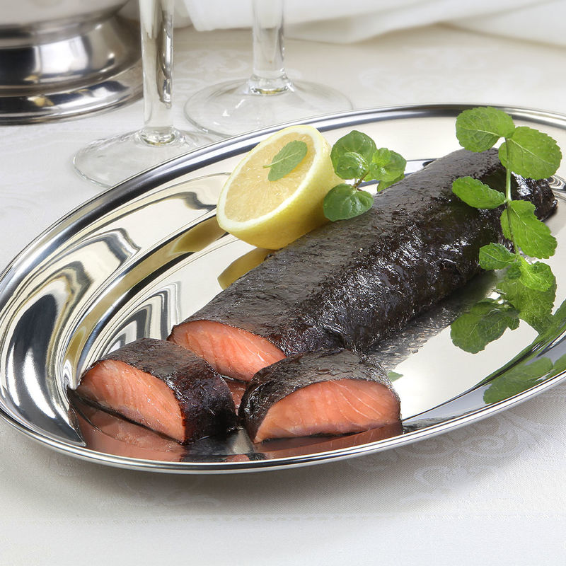 Ger�uchertes Sushi-Lachs-R�ckenfilet in asiatischer Kr�utermischung