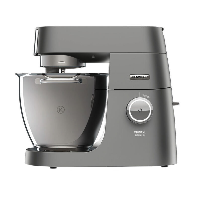 Leistungsstarke Kenwood-K�chenmaschine mit umfangreichem Zubeh�r gen�gt professionellen Anspr�chen