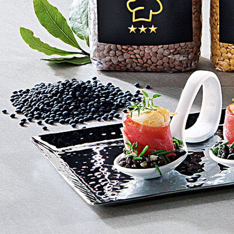 Jakobsmuscheln auf Beluga-Linsen-Salat