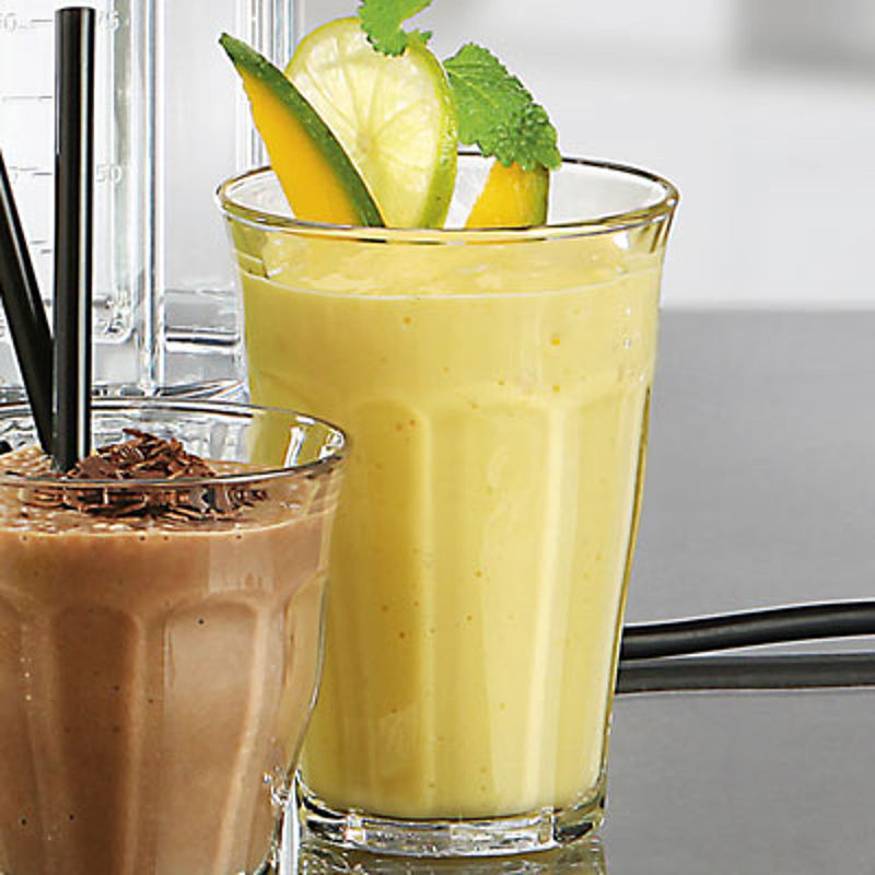 Indischer Mango-Ingwer-Lassi