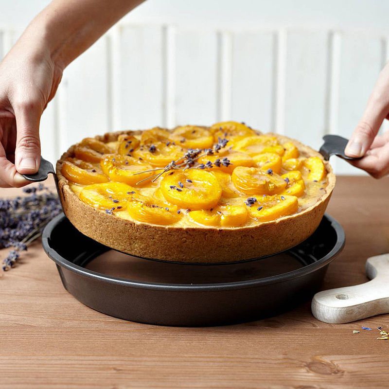 Aprikosen-Tarte mit Honig und Lavendel