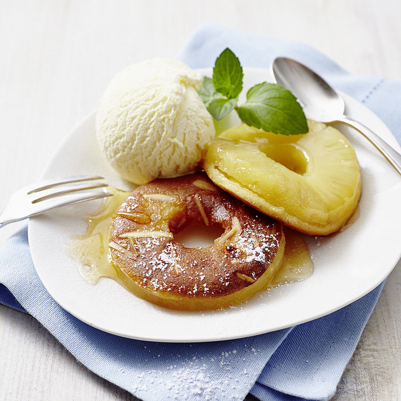 Ananask�chlein mit Eis und Minze