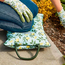 G�rtnern mit Stil: Gepolstertes Kniekissen